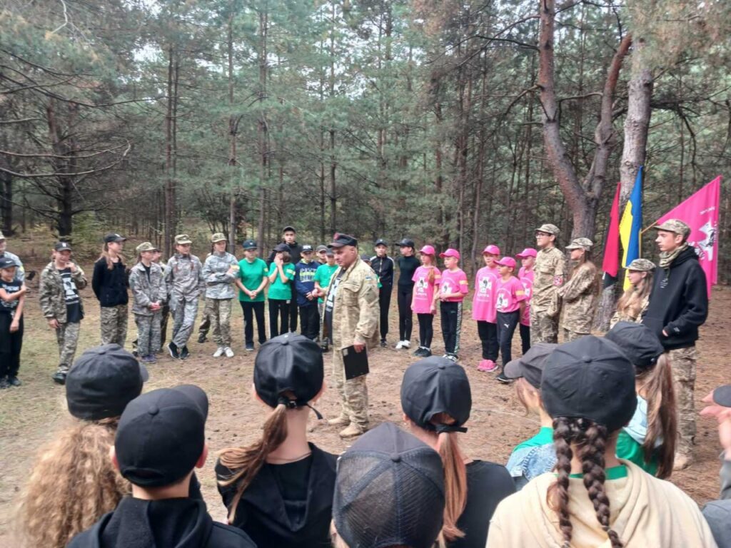 Національно-патріотичне виховання молоді – об’єднання та традиції на вишколі “Джура” в Тараканівській громаді!