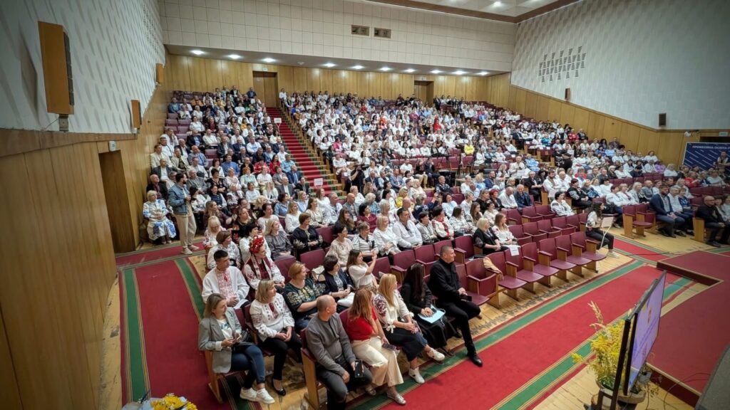 На Рівненщині обговорили ключові реформи освіти й виклики галузі!