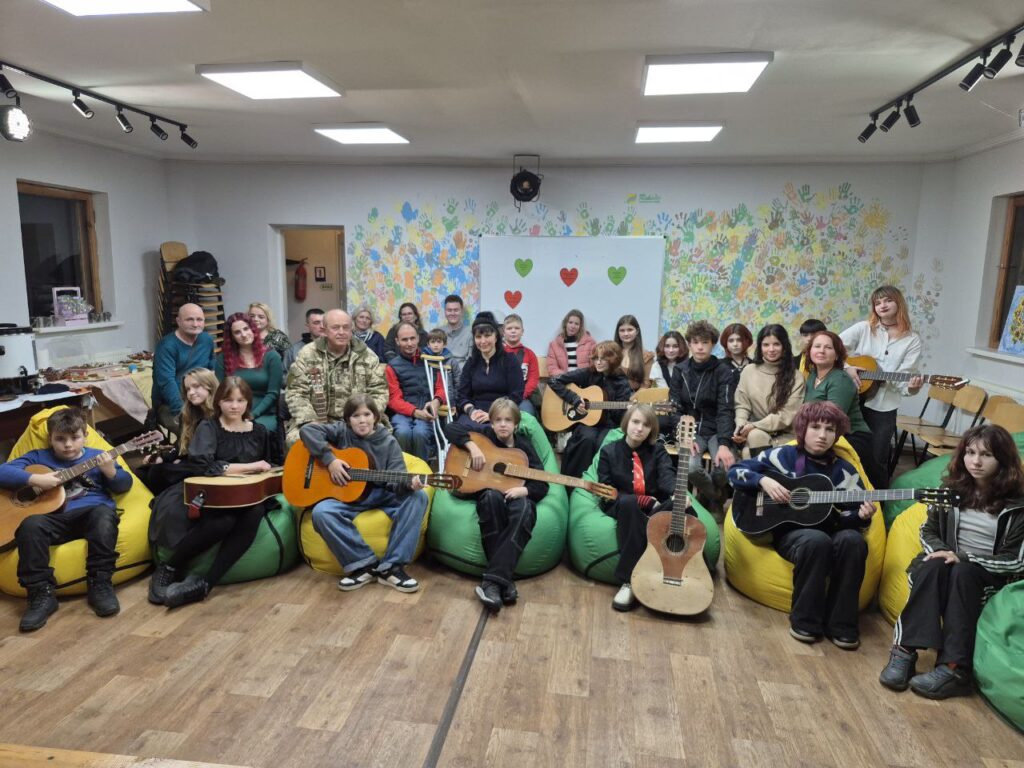 «Струни єднання» — музика, творчість і підтримка!