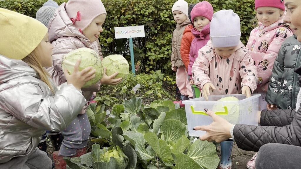 Підсумки обласного етапу Всеукраїнського конкурсу «Дитячий міні-город: від насінини до плодів»